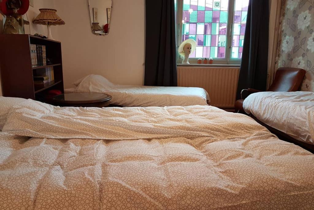 Vakantiewoning In Mol Centrum Met Eigen Bar "Casacuriosa" Exteriör bild