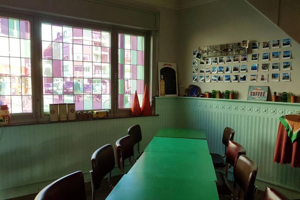 Vakantiewoning In Mol Centrum Met Eigen Bar "Casacuriosa" Exteriör bild