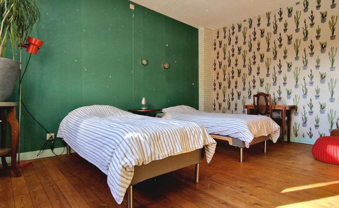 Vakantiewoning In Mol Centrum Met Eigen Bar "Casacuriosa" Exteriör bild