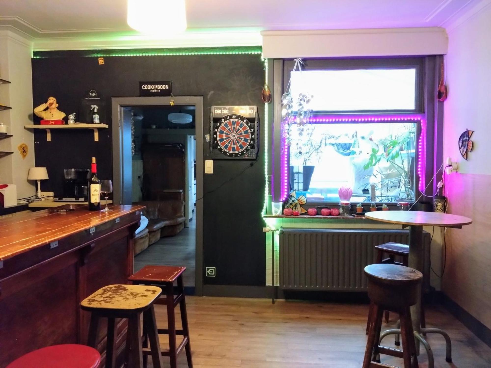 Vakantiewoning In Mol Centrum Met Eigen Bar "Casacuriosa" Exteriör bild